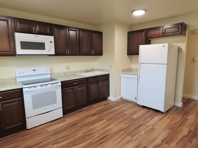 1129 Darby St, Unit #B