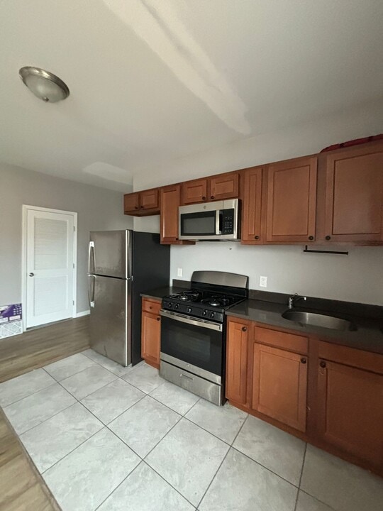 353 16th Ave, Unit 4 in Irvington, NJ - Foto de edificio