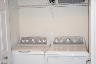 14031 Oviedo Pl in Tice, FL - Building Photo - Building Photo