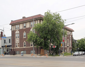 Glenwood Apartments in Toronto, ON - Building Photo - Building Photo