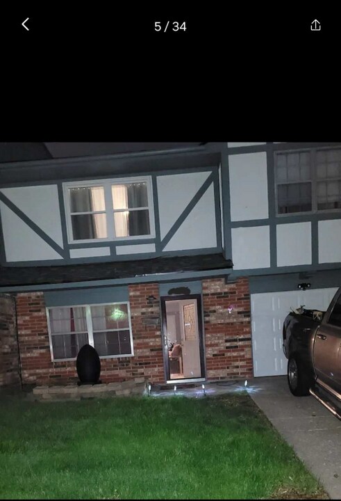 4005 Hedges Ave in Kansas City, MO - Foto de edificio