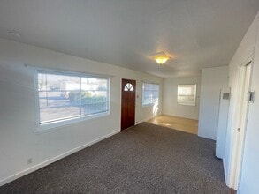 1324 Longbranch Ave in Grover Beach, CA - Building Photo - Building Photo