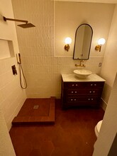 9032 Howell Ln, Unit 9032 Howell Lane Unit 1 in Newcastle, CA - Building Photo - Building Photo