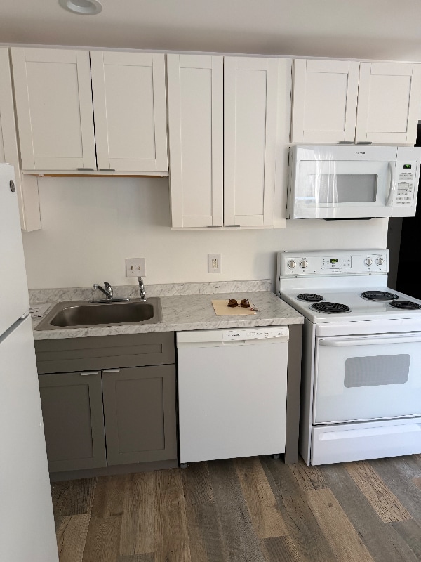 2008 Mineral Spring Ave