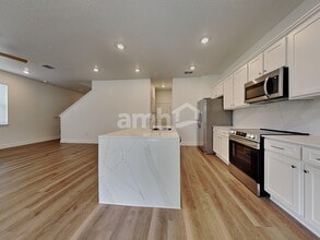 6749 Atlantic Bch Ave in Wesley Chapel, FL - Building Photo - Building Photo