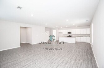 4816 Waxwing St in Hoschton, GA - Building Photo - Building Photo