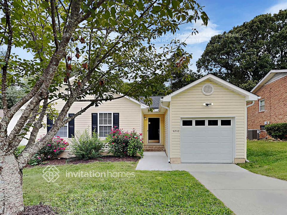 4210 Whitfield Rd in Winston-Salem, NC - Building Photo