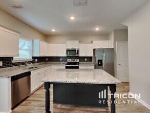 333 Turney Ln in Spring Hill, TN - Building Photo - Building Photo