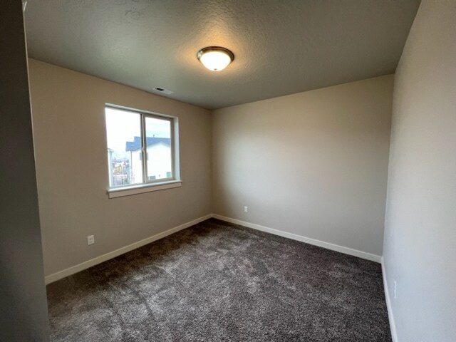 2234 E Tiger Lily Dr in Boise, ID - Building Photo - Building Photo