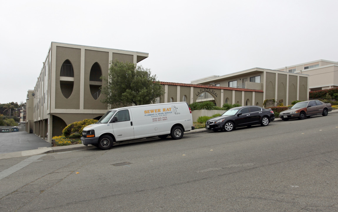 La Plaza Real Apartments in South San Francisco, CA - Building Photo