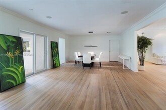 4404 Alhambra Cir in Coral Gables, FL - Building Photo - Building Photo