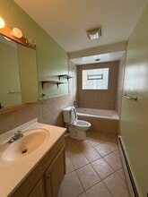 9852 Lawrence Ct in Schiller Park, IL - Building Photo - Building Photo