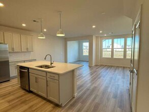 672 Switchgrass Wy in Bolingbrook, IL - Building Photo - Building Photo