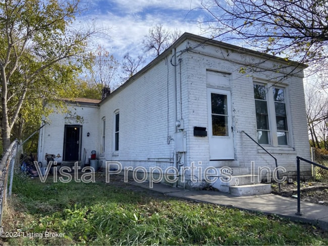 property at 1005 Dixie Hwy