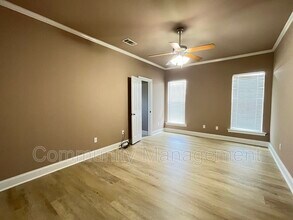 38695 Red Bud Lane in Denham Springs, LA - Building Photo - Building Photo