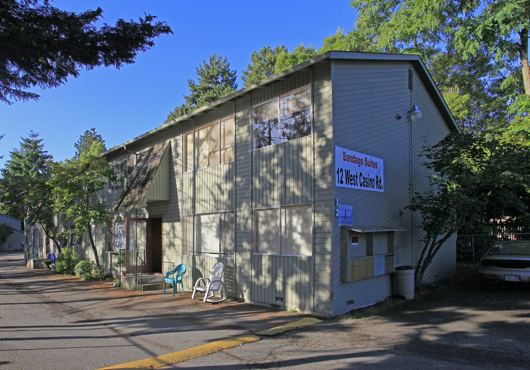 12 West Apartments in Everett, WA - Building Photo