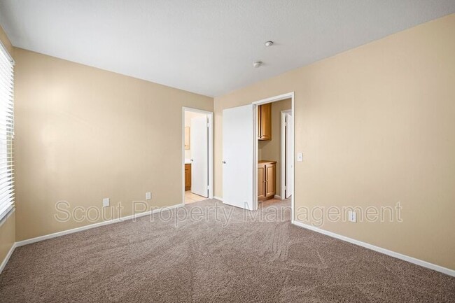 30398 Island Bay in Murrieta, CA - Building Photo - Building Photo
