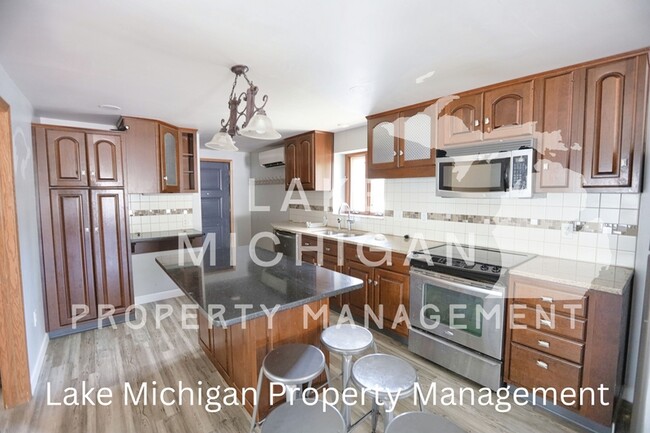 4285 30th Street in Dorr, MI - Building Photo - Building Photo