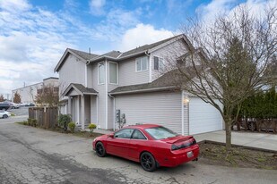 Gibson Road Townhomes in Everett, WA - Building Photo