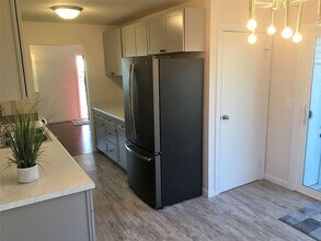 1016 Carver St in Iowa City, IA - Building Photo - Building Photo