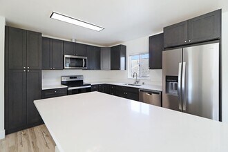 814 28th St in Anacortes, WA - Building Photo - Building Photo