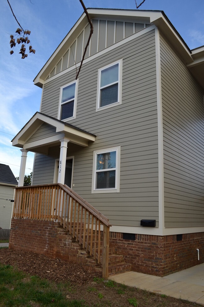 property at 812 W M.L.K. Blvd