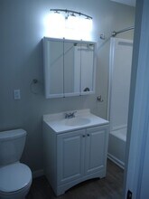 19 Sheffield Ave, Unit Lower Unit in Buffalo, NY - Foto de edificio - Building Photo