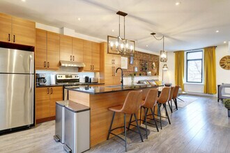 3831 R. Saint-Denis in Montréal, QC - Building Photo - Building Photo