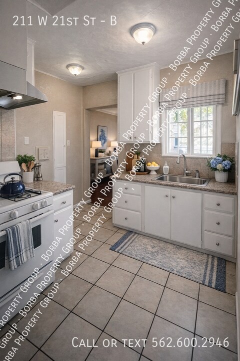 211 W 21st St in Long Beach, CA - Building Photo