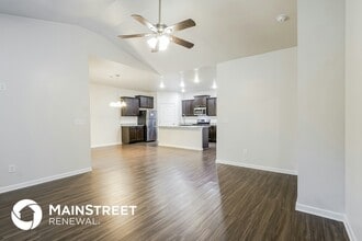 1080 Park View Dr in Chelsea, AL - Building Photo - Building Photo