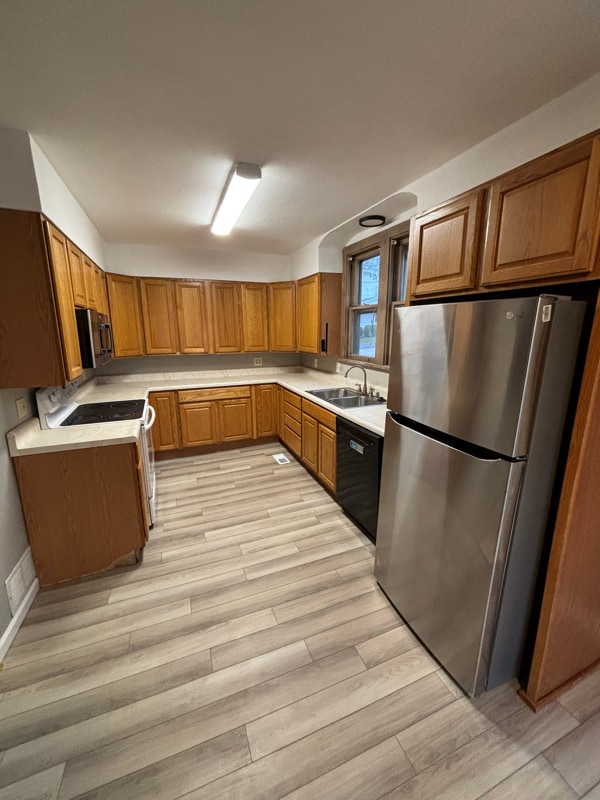 601 Hillsboro Ave in Edwardsville, IL - Foto de edificio - Building Photo