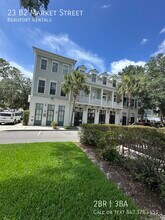 23-B2 Market in Beaufort, SC - Building Photo - Building Photo
