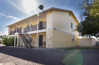 1951 E Don Carlos Ave in Tempe, AZ - Foto de edificio - Building Photo