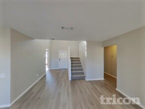 3308 Steamboat Dr in Fort Worth, TX - Foto de edificio - Building Photo