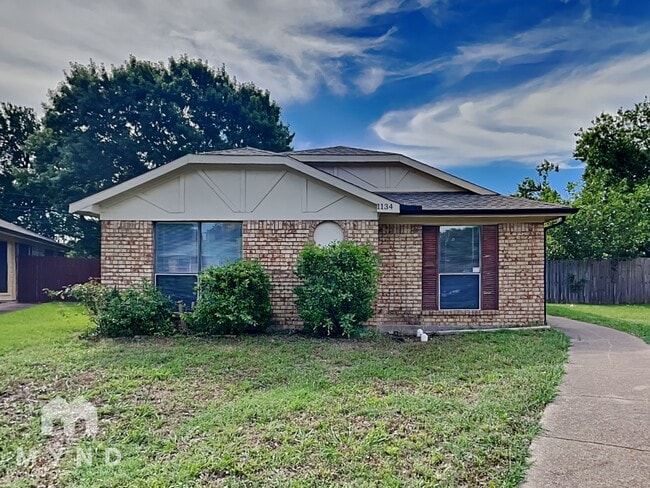 property at 1134 Hemlock Dr