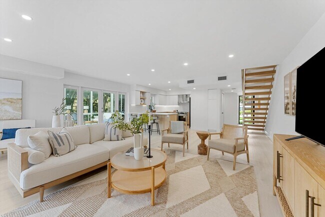 property at 1013 Bel Air Dr