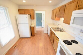 7128 Dayspring Dr in Fayetteville, NC - Building Photo - Building Photo
