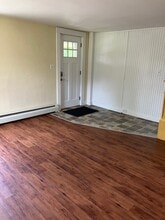 37 Colony Ct in Keene, NH - Building Photo - Building Photo