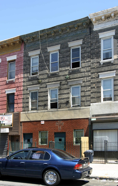 251  troy ave in Brooklyn, NY - Building Photo