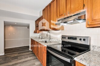 200 Dundee Cir in St. Louis, MO - Building Photo - Building Photo