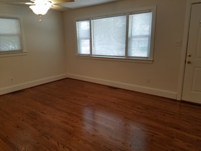115 N Warren St in Greenville, NC - Building Photo - Building Photo