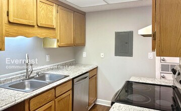 315 N Spruce St in Winston-Salem, NC - Building Photo - Building Photo