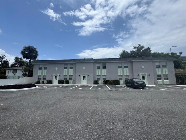 113 E Smith St in Orlando, FL - Foto de edificio - Building Photo