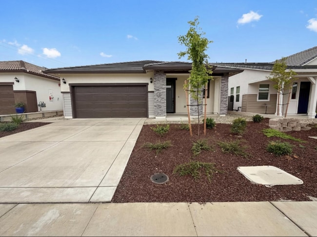 property at 914 Lucent St