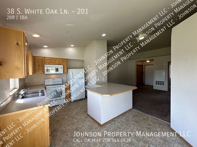 38 S White Oak Ln in Nampa, ID - Building Photo - Building Photo