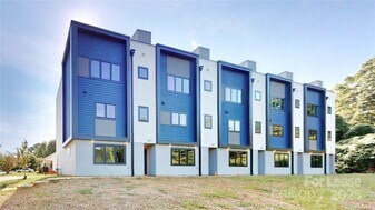 3519 Avalon Ave in Charlotte, NC - Building Photo