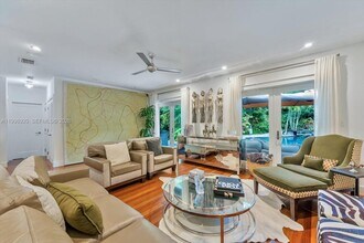 186 Edgewater Dr in Coral Gables, FL - Building Photo - Building Photo