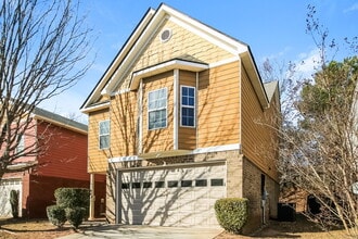 5040 Pioneer Pkwy in Mcdonough, GA - Foto de edificio - Building Photo