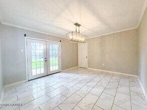 104 Birch Dr in Lafayette, LA - Building Photo - Building Photo