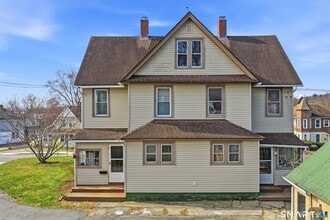 43 Dunham St in Norwich, CT - Foto de edificio - Building Photo